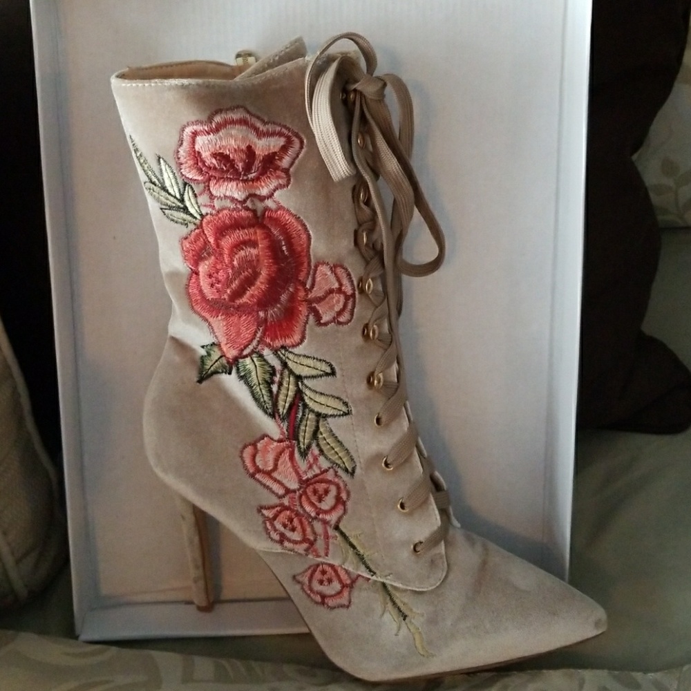 Ladies Boot